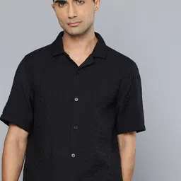 Levis Relaxed Fit Opaque Self Design Textured Casual Shirt-image-63