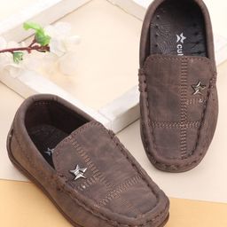 Cute Walk by Babyhug Solid Slip On Loafers with Star Applique - Brown-image-32