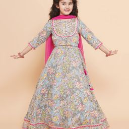 Bitiya By Bhama Cotton Blend Woven Three Fourth Sleeves Floral Printed Gota Lace Embellished Coordinating Lehenga Choli With Dupatta Set - Grey-image-43