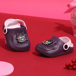 TRUFFLE COLLECTION Perforated Clogs With Game On Text Detailed Charm - Purple Pink-picture-15