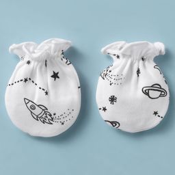 Bubble Pop Cotton Knit Cap Mitten & Booties Set with Space Theme Print White - Diameter 9 cm image 4