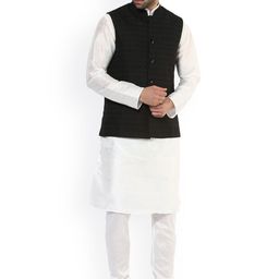 KISAH Men Black Patterned Nehru Jacket image 3