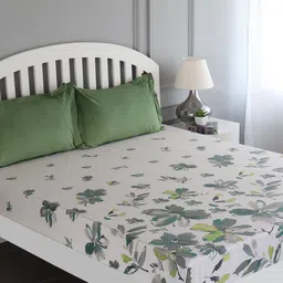 GM White & Green Floral Flat 180 TC Cotton 1 Super King Bedsheet with 2 Pillow Covers-image-19