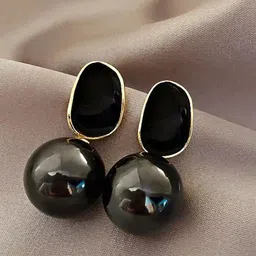 Celestria Contemporary Studs Earrings-10