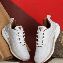 Field Care Men Colourblocked Sneakers-image-82