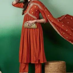 Sangria Vichitra Zari Sequence Work Embroidered Alia Cut Kurta With Trousers & Dupatta image 5