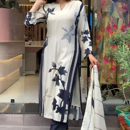 Lilots Women Floral Printed Regular Kurta with Trousers & With Dupatta-picture-24