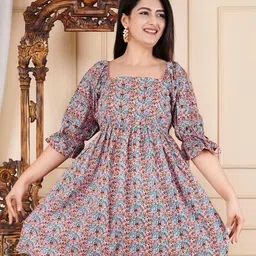 women MANOJAVA Floral Print Flared Sleeve Layered Fit & Flare Dress-image-6