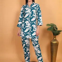 Love Maker Floral Printed Shirt Collar Co-Ord Set-image-72