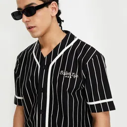 max Men Striped V-Neck Monochrome Pockets T-shirt-picture-38