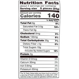 Hershey's Cookies n Cream Dipped Pretzels in White Creme and Cookie Bits Packet (120 g) image 4