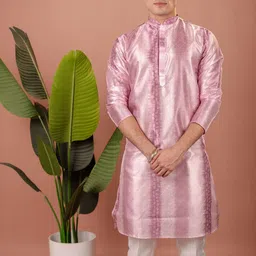 SUUTRAA BY SG Men Checked Kurta-picture-16
