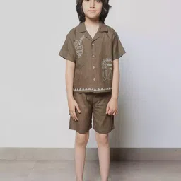 aon fashion Boys Embroidered Short Sleeves Pure Cotton Shirt With Shorts-image-43
