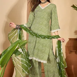 Sangria Women Leheriya Printed Straight Kurta With Palazzo & Dupatta-picture-1