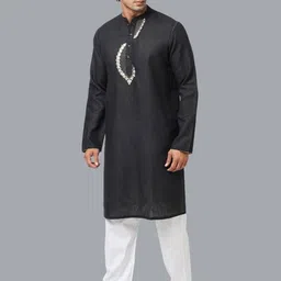 Arch element Men Thread Work Kurta image 3