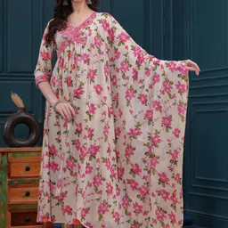 Da Vastraagaar Floral Printed Empire Pure Cotton A-Line Kurta With Trousers & Dupatta-picture-11
