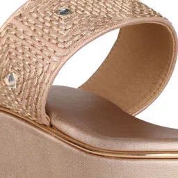 Inc 5 Ethnic Wedge Sandals image 2