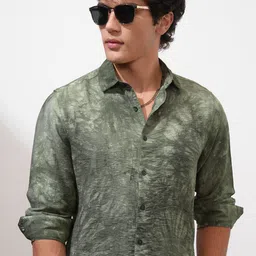 HIGHLANDER Men Slim Fit Spread Collar Dyed Casual Shirt-image-33