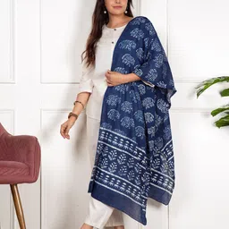 Style Shoes Printed Cotton Stole-image-47