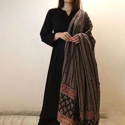 GoSriKi Women Regular Kurta with Palazzos & With Dupatta-picture-31