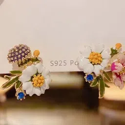 SUYUG Gold-Plated Artificial Stones Studded Floral Shaped Studs image 3