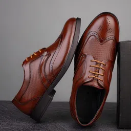 Trendigo Men Textured formal Brogues-picture-4