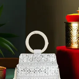 NEVIS Embroidered Purse-43