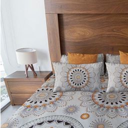 HARYANA HOOPS Off White & Mustard Geometric 220 TC Queen Bedsheet with 2 Pillow Covers-image-28