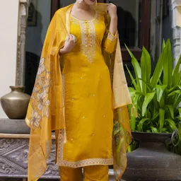 VredeVogel Floral Embroidered Thread Work Straight Kurta with Trouser & Dupatta-image-18
