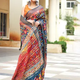 Rujave Floral Printed Saree With Solid Border-image-77