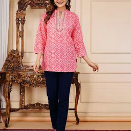 L.H HANDICRAFTS Embroidered Mandarin Collar Cotton A-Line Top-image-82