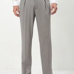 SHOWOFF Men Comfort Low-Rise Pleated Trousers-picture-13