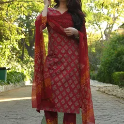 DIVASTRI Women Ethnic Motifs Printed Regular Kurta with Trousers & With Dupatta image 2