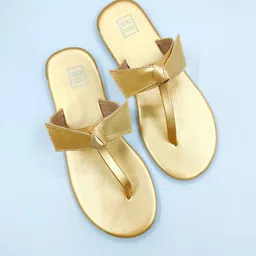 POSTCARD Women Colourblocked T-Strap Flats with Bows-image-78