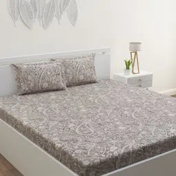 HOME AFFAIRS Grey & Beige Floral 120 TC Queen Bedsheet with 2 Pillow Covers-image-90