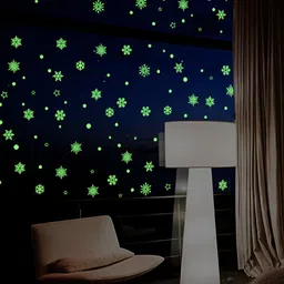 INDIAN ROYALS Green Snowflake Christmas Night Glow In The Dark Wall Sticker-image-34
