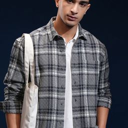 HIGHLANDER Men Opaque Checked Casual Shirt-picture-41