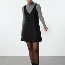 Trendyol Pinafore Dress-picture-8