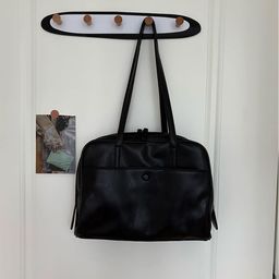 StyleCast x Revolte Women Solid Bucket Shoulder Bag-image-51