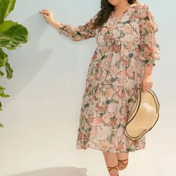 SASSAFRAS Curve Women Plus Size Floral Printed TieredGeorgette Empire Midi Dress-image-7