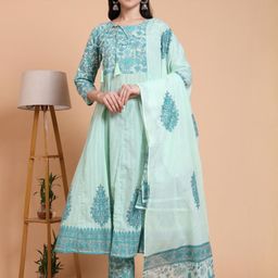 YASH GALLERY Women Green Cotton Blend Kurta Sets-picture-11