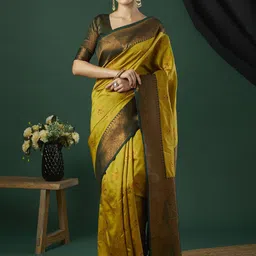 Tara Parrot Green Zari Pure Silk Banarasi Saree-picture-26