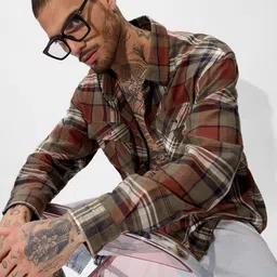 The Souled Store Men Spread Collar Tartan Checked Cotton Casual Shirt-picture-21