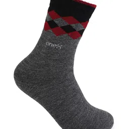 One8 Men Pack Of 3 Patterned Calf Length Socks image 4