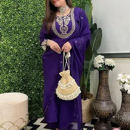 URMIR FASHION Women Ethnic Motifs Embroidered Regular Thread Work Kurta with Trousers & With Dupatta-picture-19