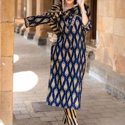 MITTOO Women Floral Printed Regular Pure Cotton Kurta with Trousers & With Dupatta-picture-5