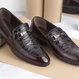 Mochi Men Textured Leather Formal Slip-On Shoes-image-16