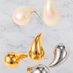 V FASHION JEWELLERY Set of 3 ontemporary Shaped Trombo Drop Studs-91