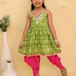 JUNITOS Girls Printed V-Neck Gotta Patti Pure Cotton Anarkali Kurti with Dhoti Pants-image-87