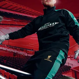Converse x Liverpool FC Side Striped Detailed Track Pants-23